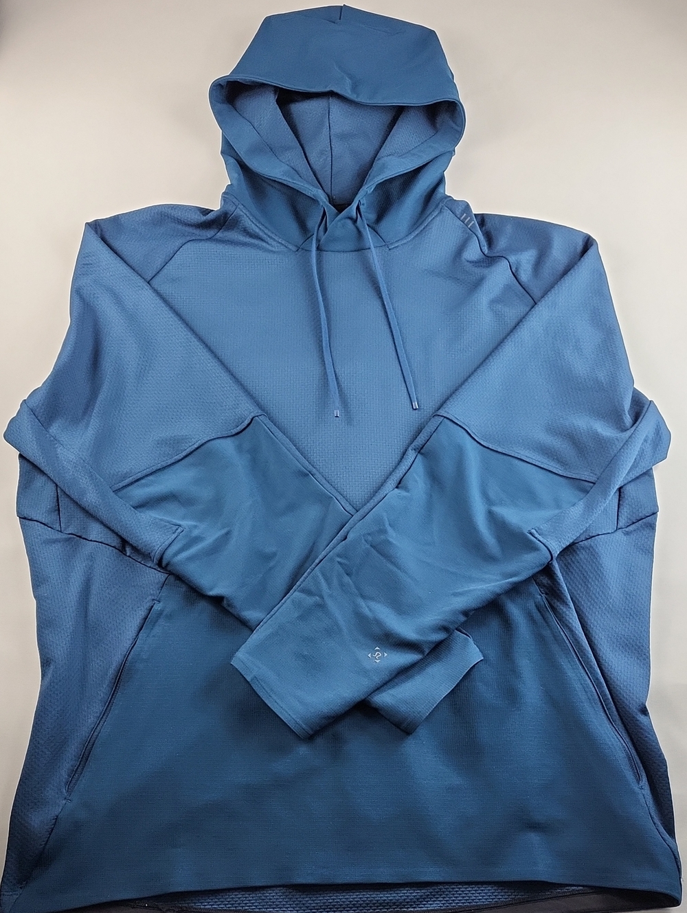 Lululemon Fundamental Fuel Blue Pullover Hoodie Size XL